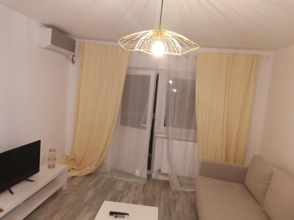Bloom Box Apartments クラヨーヴァ エクステリア 写真