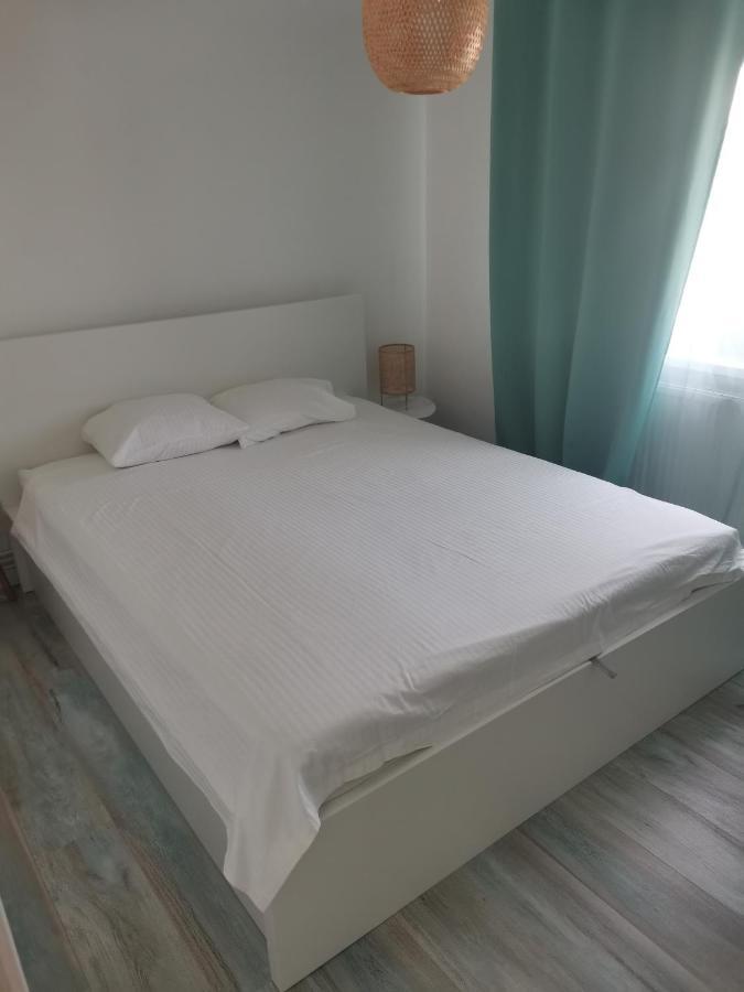 Bloom Box Apartments クラヨーヴァ エクステリア 写真